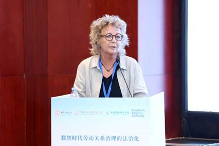 7e890f8dd3d03bfe75a8c7b7fb12e42